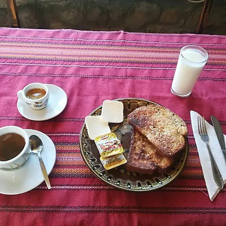 Vazrozhdenski Kashti * Manastir