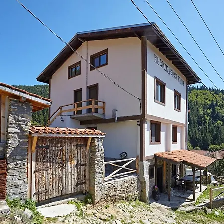 招待所 Vazrozhdenski Kashti Manastir